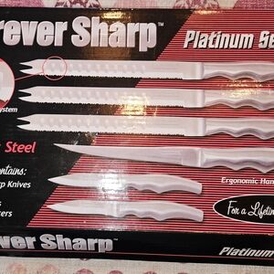 Forever Sharp Platinum Series 8 Piece Surgical Stainless Steel Knives New